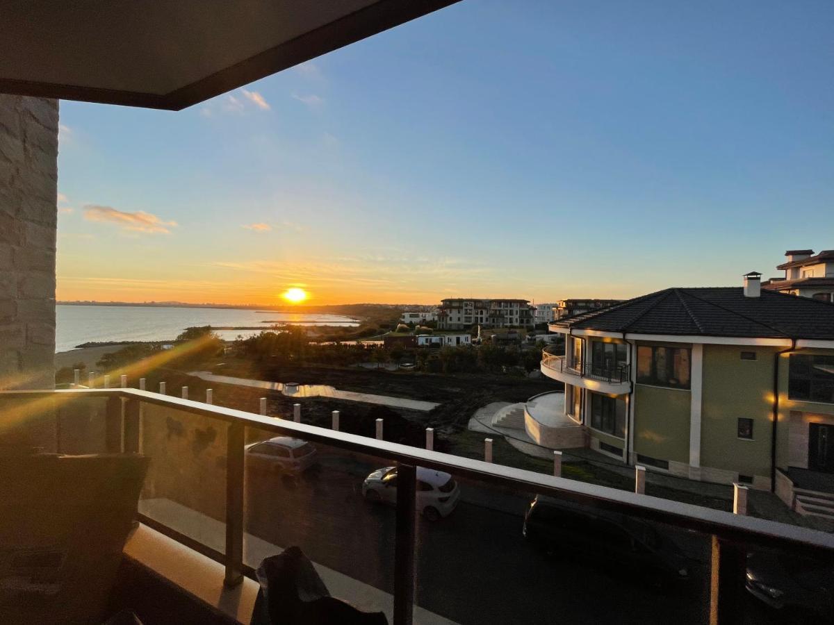 Brand New First Line Sea View 2 Bedroom Apartment Burgas Exterior foto